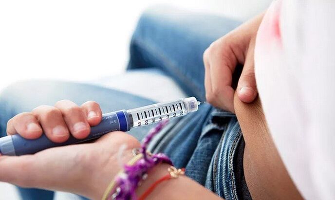 Schwerer Diabetes erfordert ständige Insulininjektionen